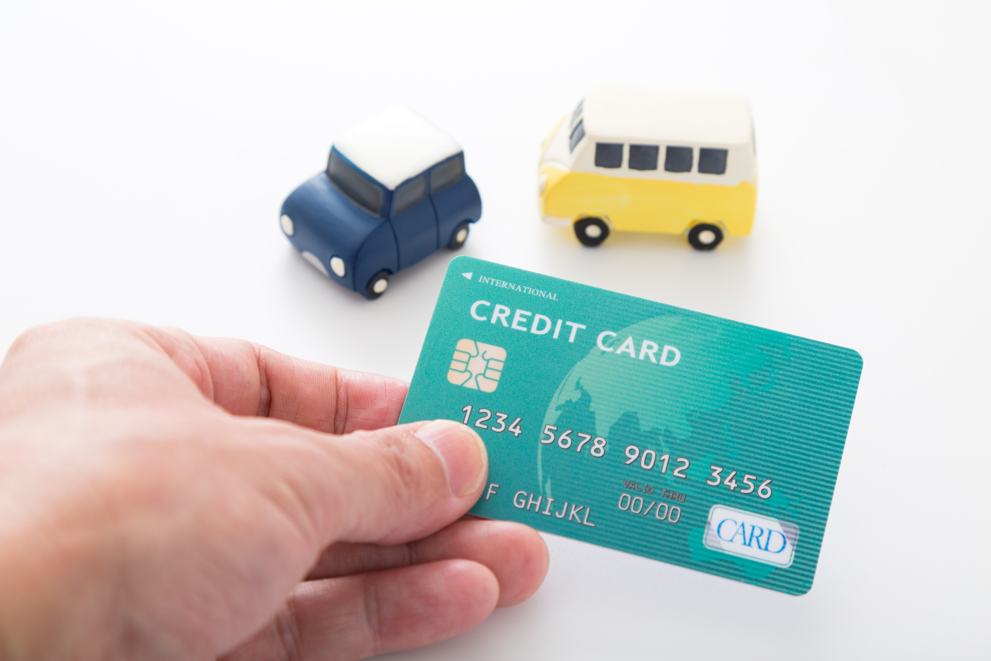 クレジットカードやデビットカードの保険
